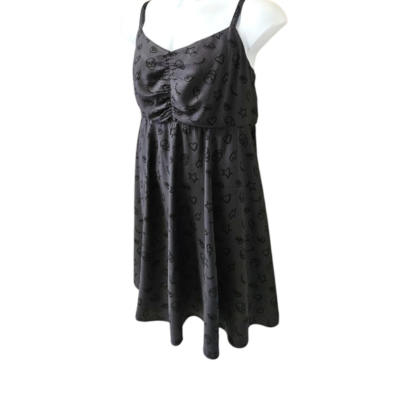 TORRID Plus Size Black & Gray Challis Skull Mini Skater Dress 2X - Picture 5 of 16